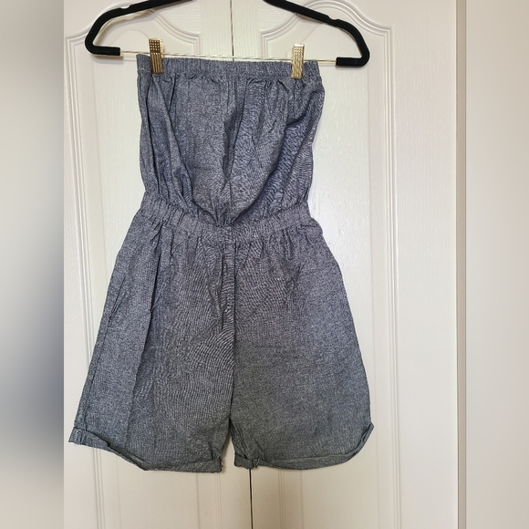 Womens Chambray romper - Picture 2 of 3